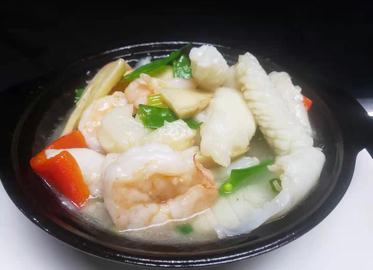 Hu's Mixed Seafood in Pot