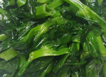 Sauteed Pea Shoots with Fresh Garlic